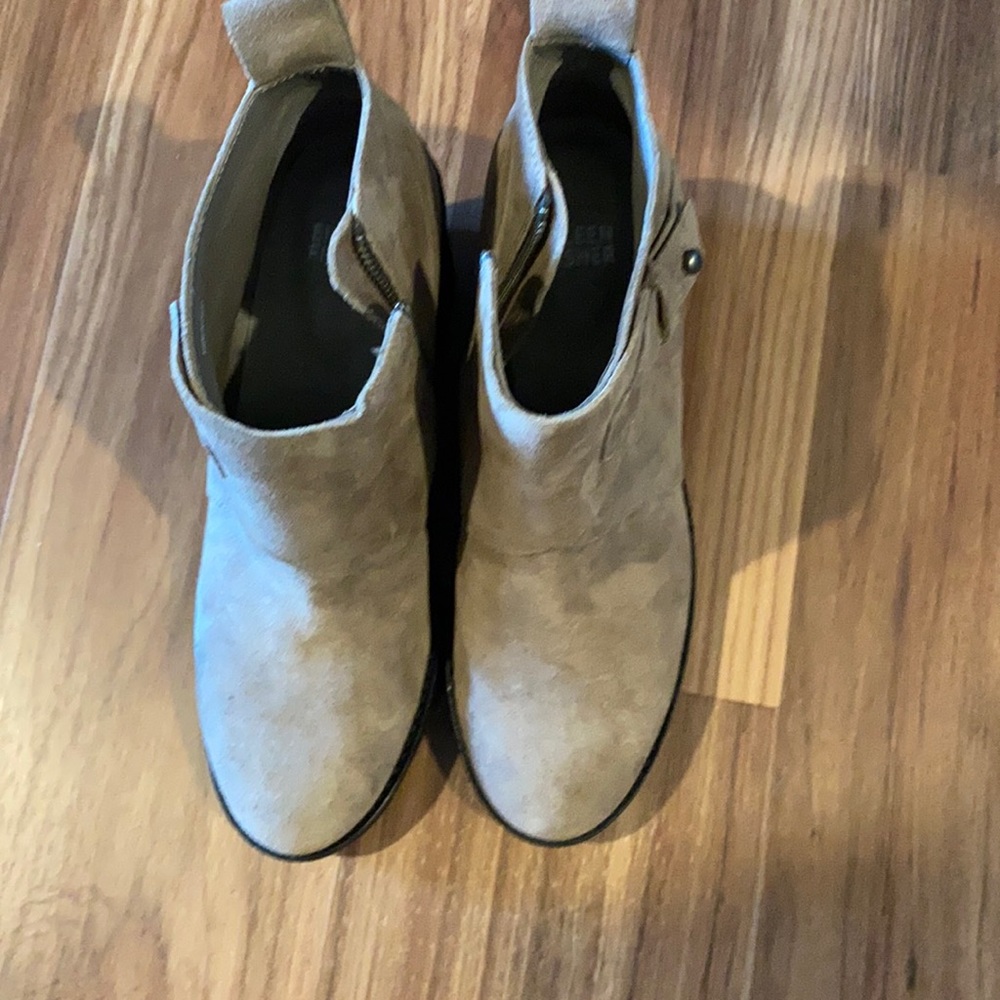 Brand New Eileen Fisher Tinker Boot, Graphite